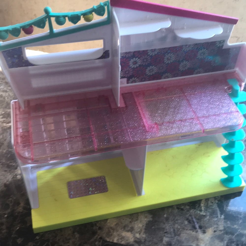 Shopkins house
